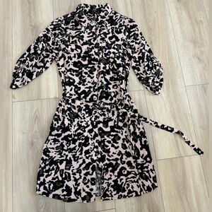 Stylish Pink and Black Leopard Print Dress